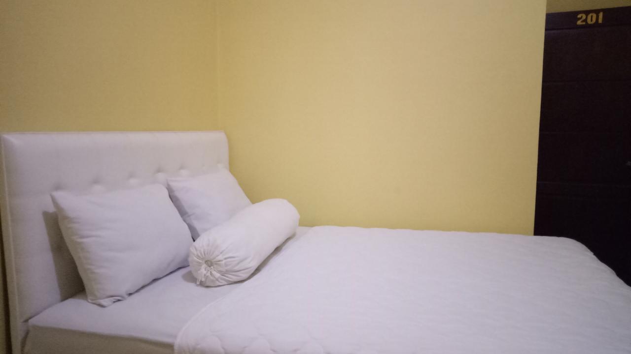 Hotel Sinar Harapan Tano Exterior photo
